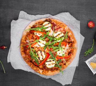 Pizza semipreparată